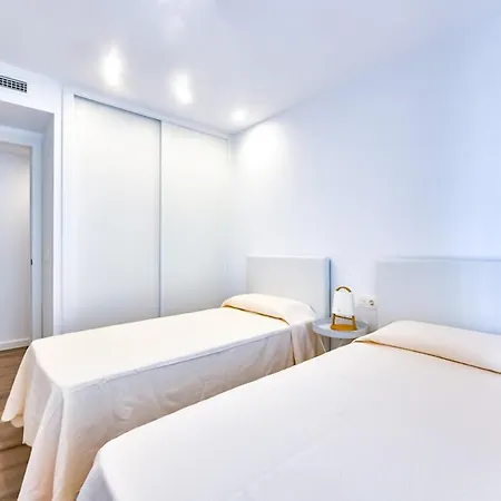 Isea 245 - Grupo Turis Apartamento *