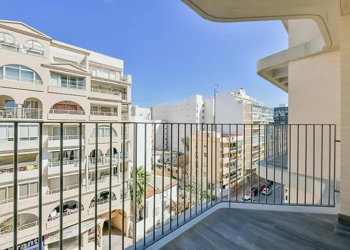 Isea 245 - Grupo Turis Apartmán *