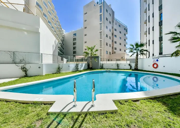 Isea 245 - Grupo Turis Apartmán