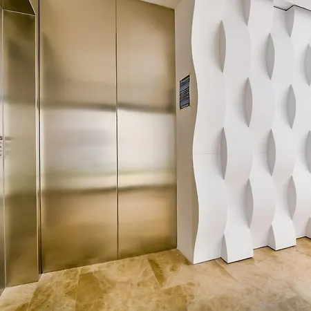 Isea 245 - Grupo Turis Apartment *