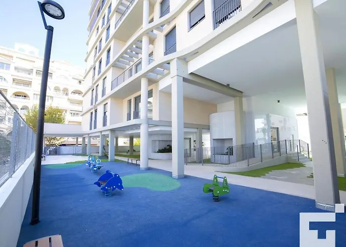 Isea 245 - Grupo Turis * Calpe