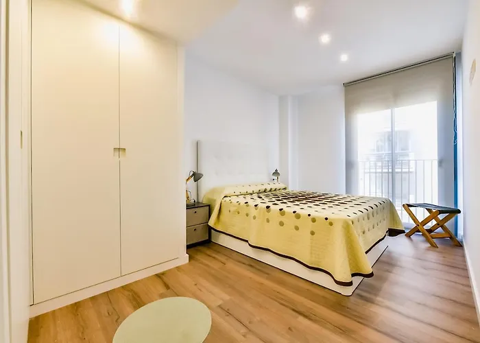 Isea 245 - Grupo Turis 公寓 *